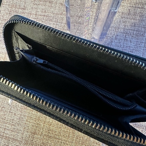 Black 3/4 length Faux Leather Wallet with Zipper - Picture 2 of 8